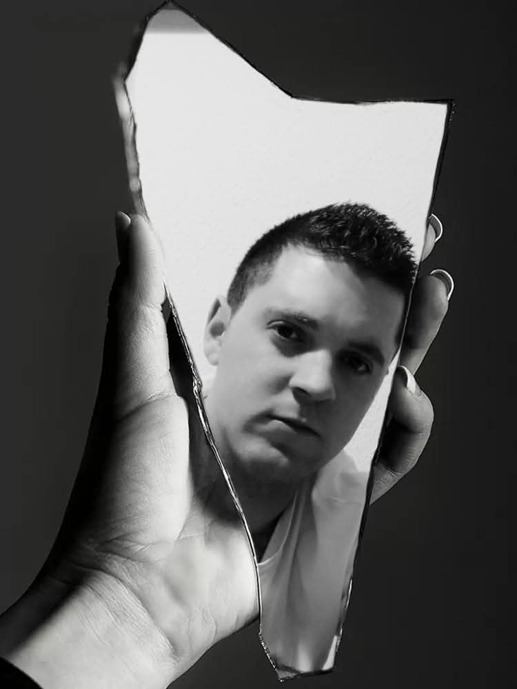 Besos de lluvia”: El poemario que nació entre las ganas de morir y de vivir