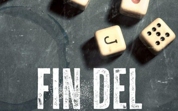 Un cigarrillo intacto, un cubata a medias y un cadáver: la novela negra que no te dará tregua