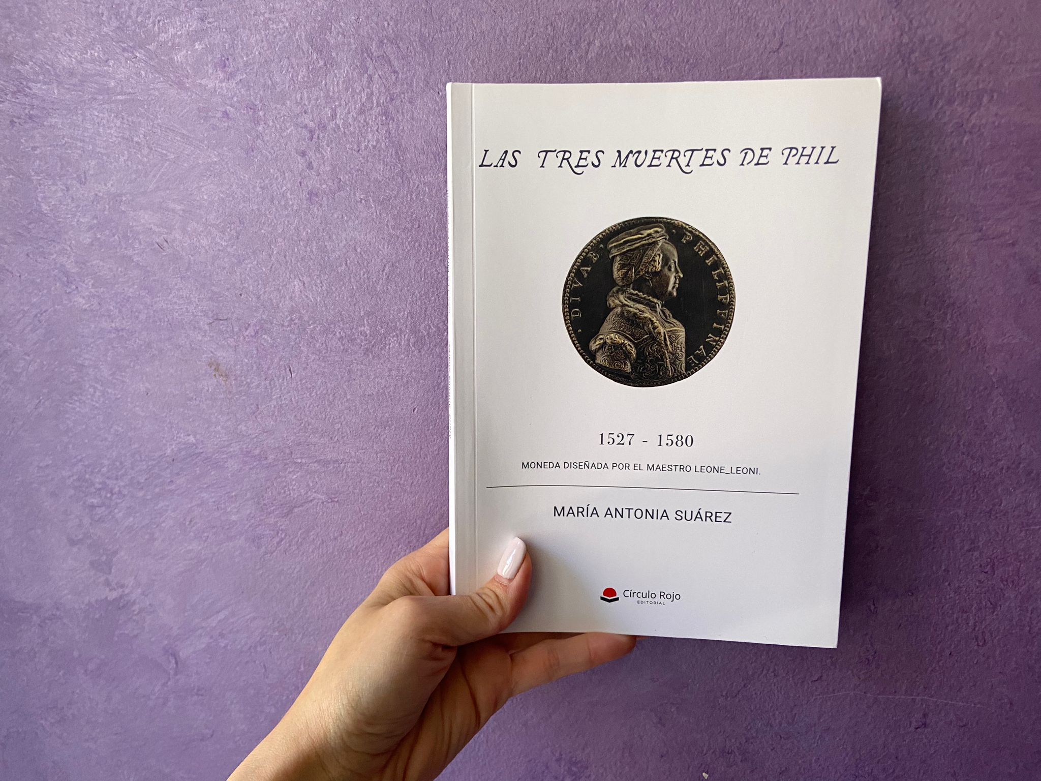 Reseña de “Las tres muertes de Phil”, de María Antonia Suárez Álvarez | Por Daniela González