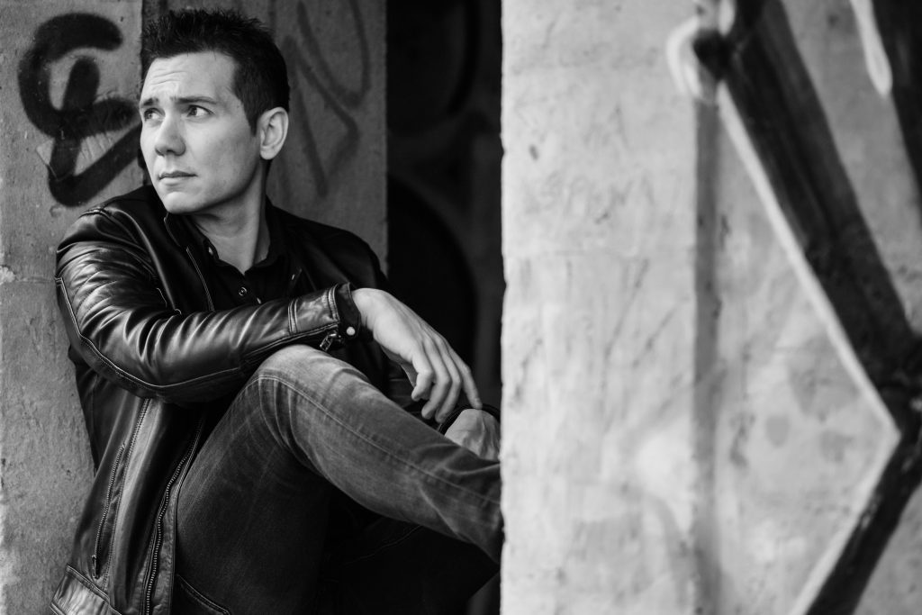 El thriller que mezcla crimen, erotismo y rock: 5 motivos por los que debes leer a Alberto Muriel Pina
