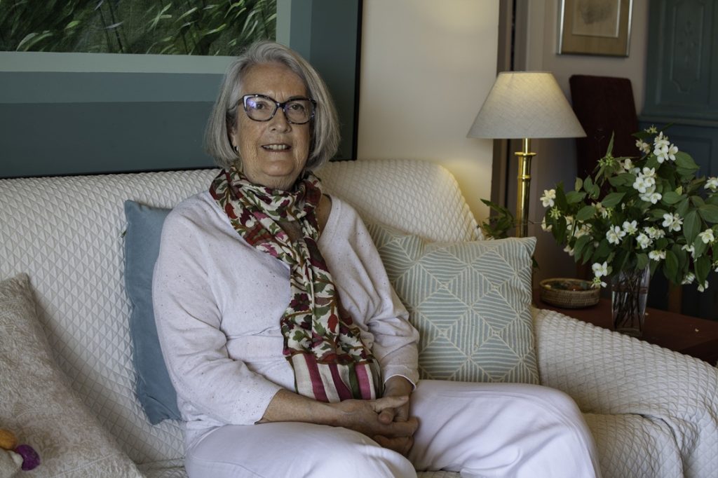 Ana María Siles Rodríguez presenta “La vida sabe lo que hace”, un viaje transformador a través de la enfermedad hacia el autoconocimiento.