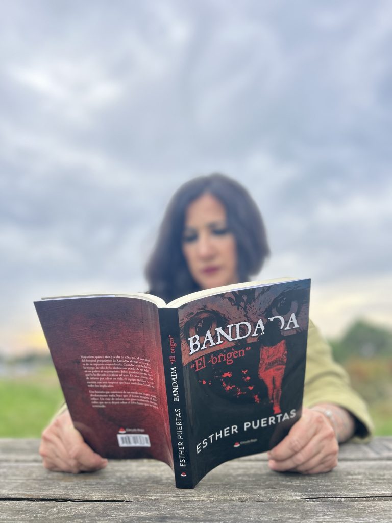 Esther Puertas – Bandada: «El orígen