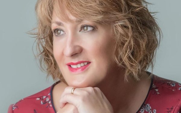 Belén Franco presenta tres nuevos libros de «Chistes para Niños» en la Feria del Libro de Zaragoza