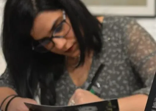 Cristina Bermejo Rey impulsa “Renacer de las cenizas”, una antología solidaria en apoyo a Piedralaves