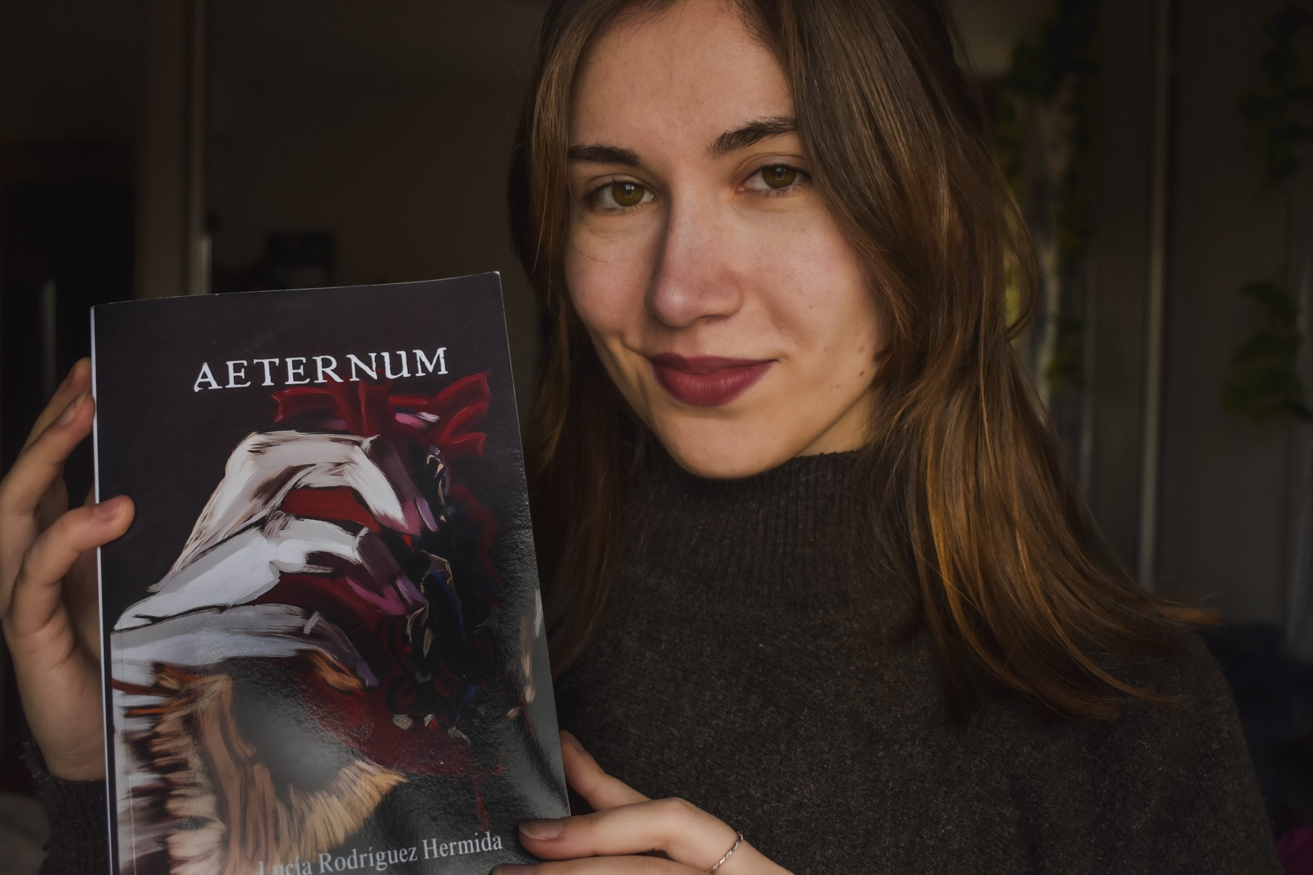 Charlamos con la fabulosa escritora Lucía Rodríguez Hermida, sobre su obra “AETERNUM”