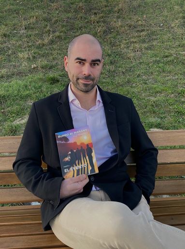 Íñigo Muruzábal nos presenta su primera novela de acción y aventuras, «El evento»,  primera parte de su saga llamada «Rumbo al mañana».