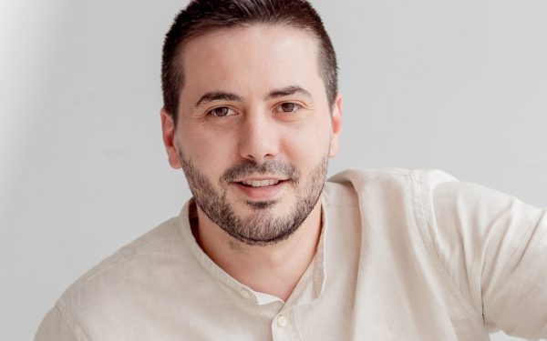 El criminólogo que escribe lo que otros solo se atreven a imaginar: el thriller que no podrás soltar