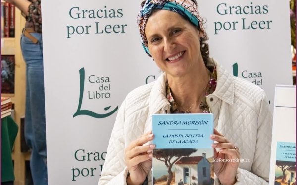 La casa que guarda los secretos del alma: Sandra Morejón convierte la memoria, la magia y el dolor en una novela imposible de olvidar