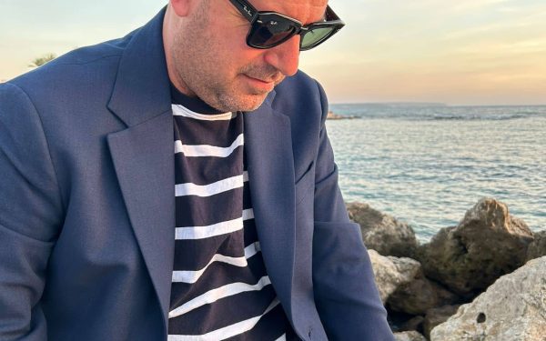 El libro que nació de los sueños, la pérdida y un número tatuado: así se gestó Apneas