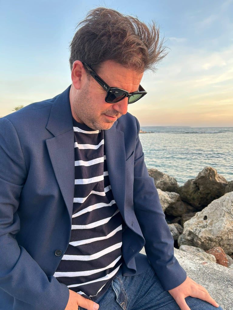 El libro que nació de los sueños, la pérdida y un número tatuado: así se gestó Apneas