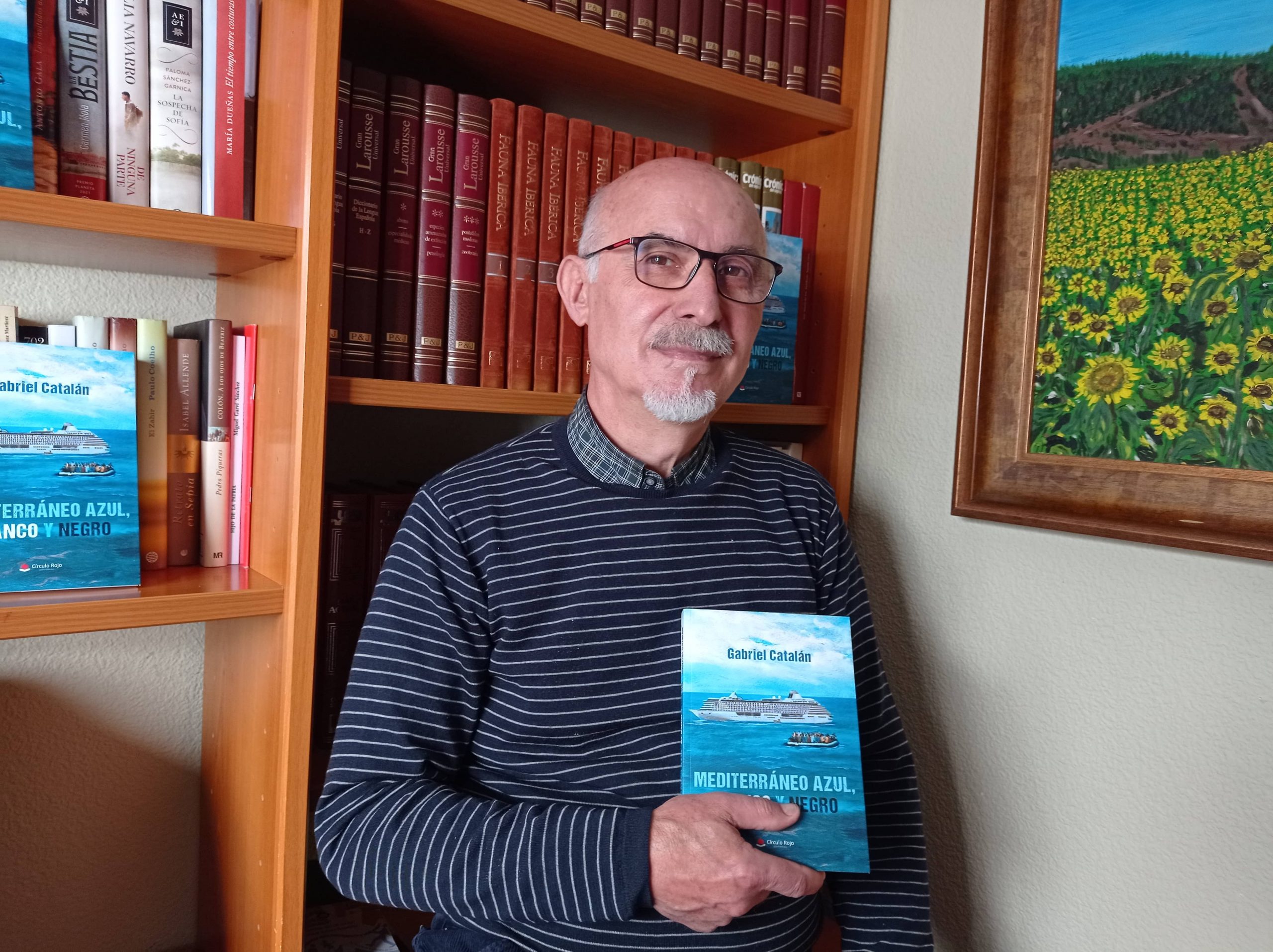 El escritor Gabriel Catalán nos habla de su última publicación, «Mediterráneo azul, blanco y negro»