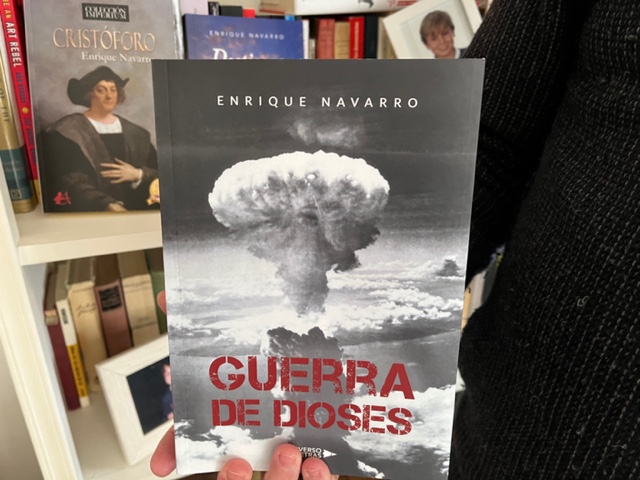 Enrique Navarro Gil "Guerra de Dioses"