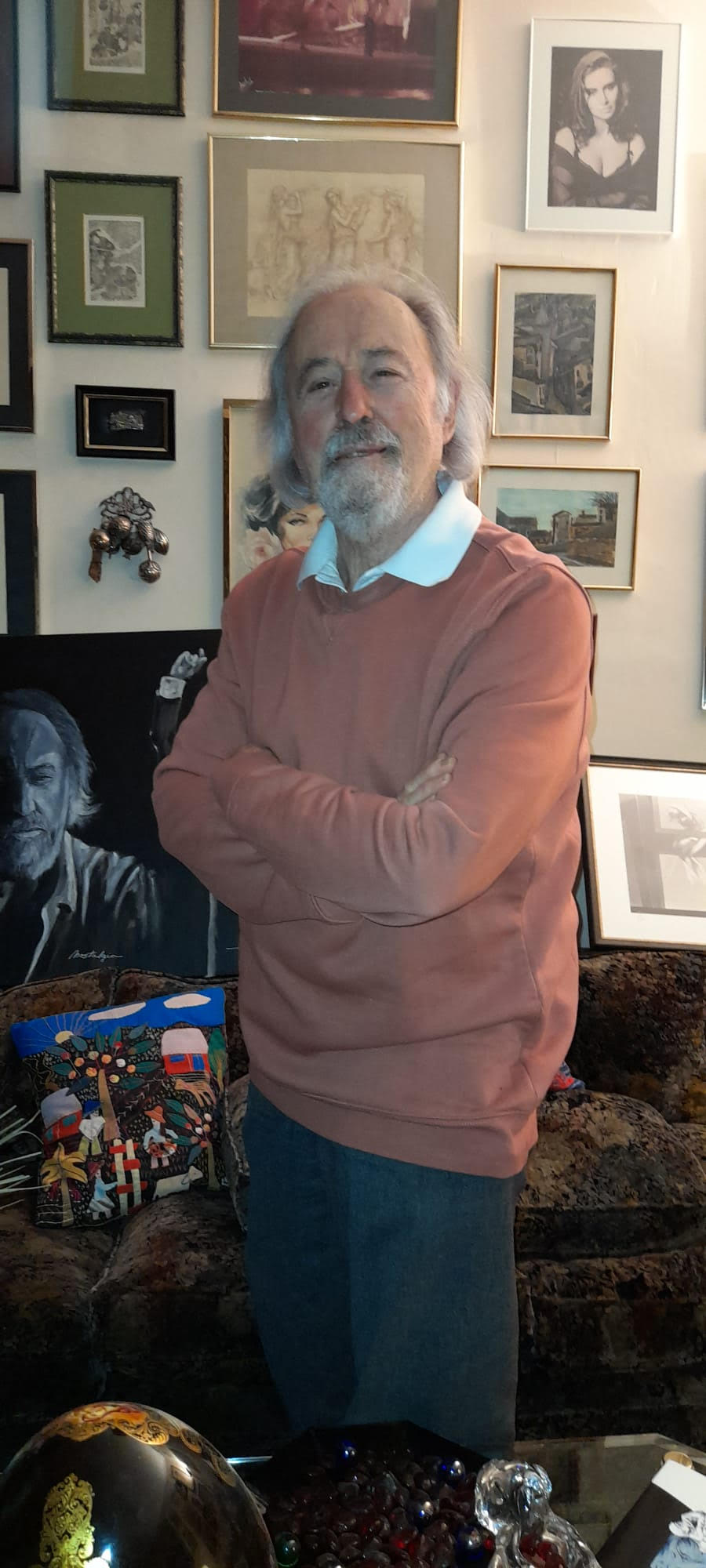 AL TEATRO (Namasté) | Por Mario La Vega