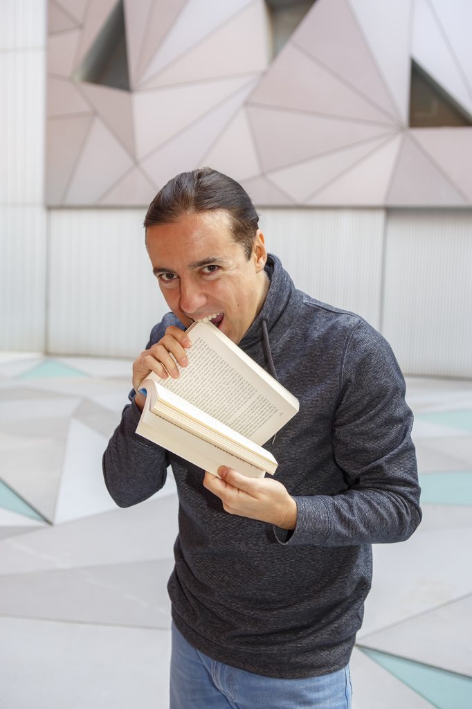 Una pesadilla, una secta y el destino del universo: la sorprendente novela con la que Ricardo Guadalupe explora el sentido de la existencia