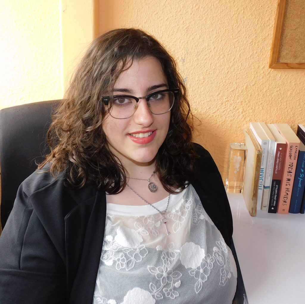 Este libro te va a romper y sanar al mismo tiempo: “Retales de una mente inquieta” es todo lo que necesitas leer si estás sintiendo demasiado