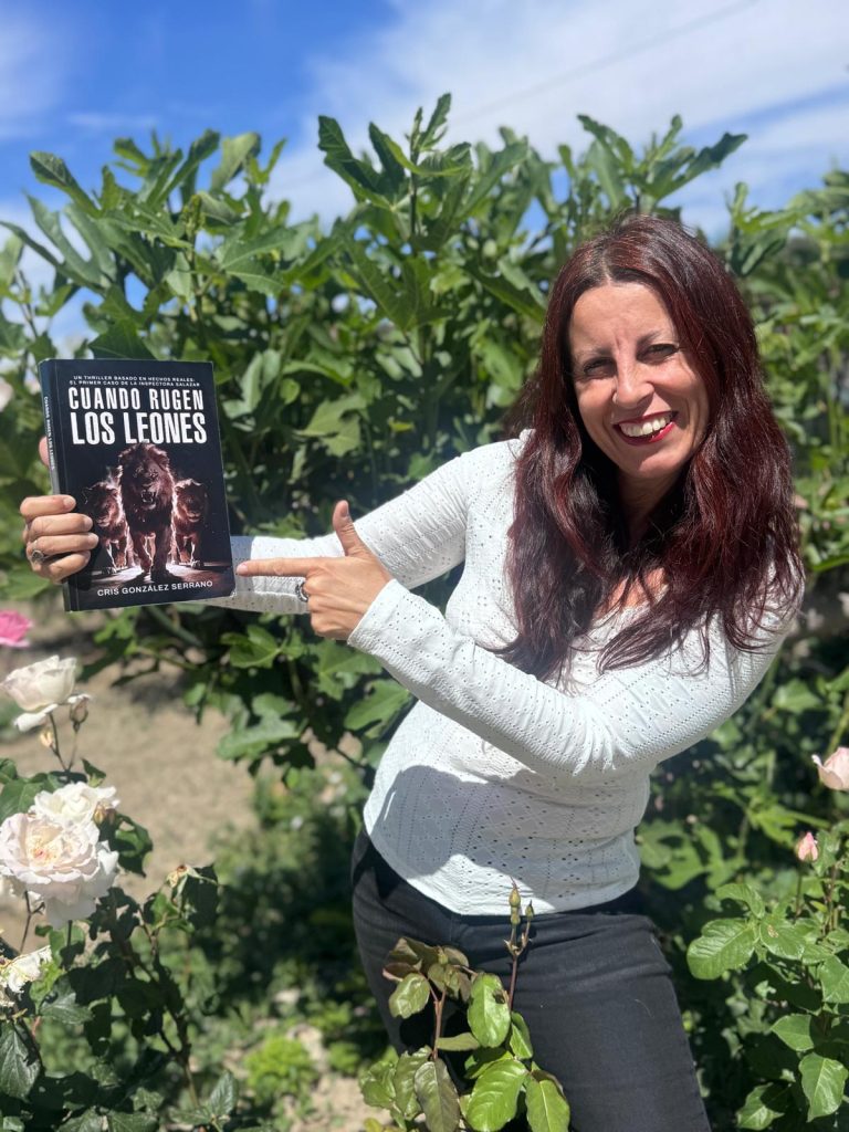 Cris González Serrano – Cuando rugen los leones