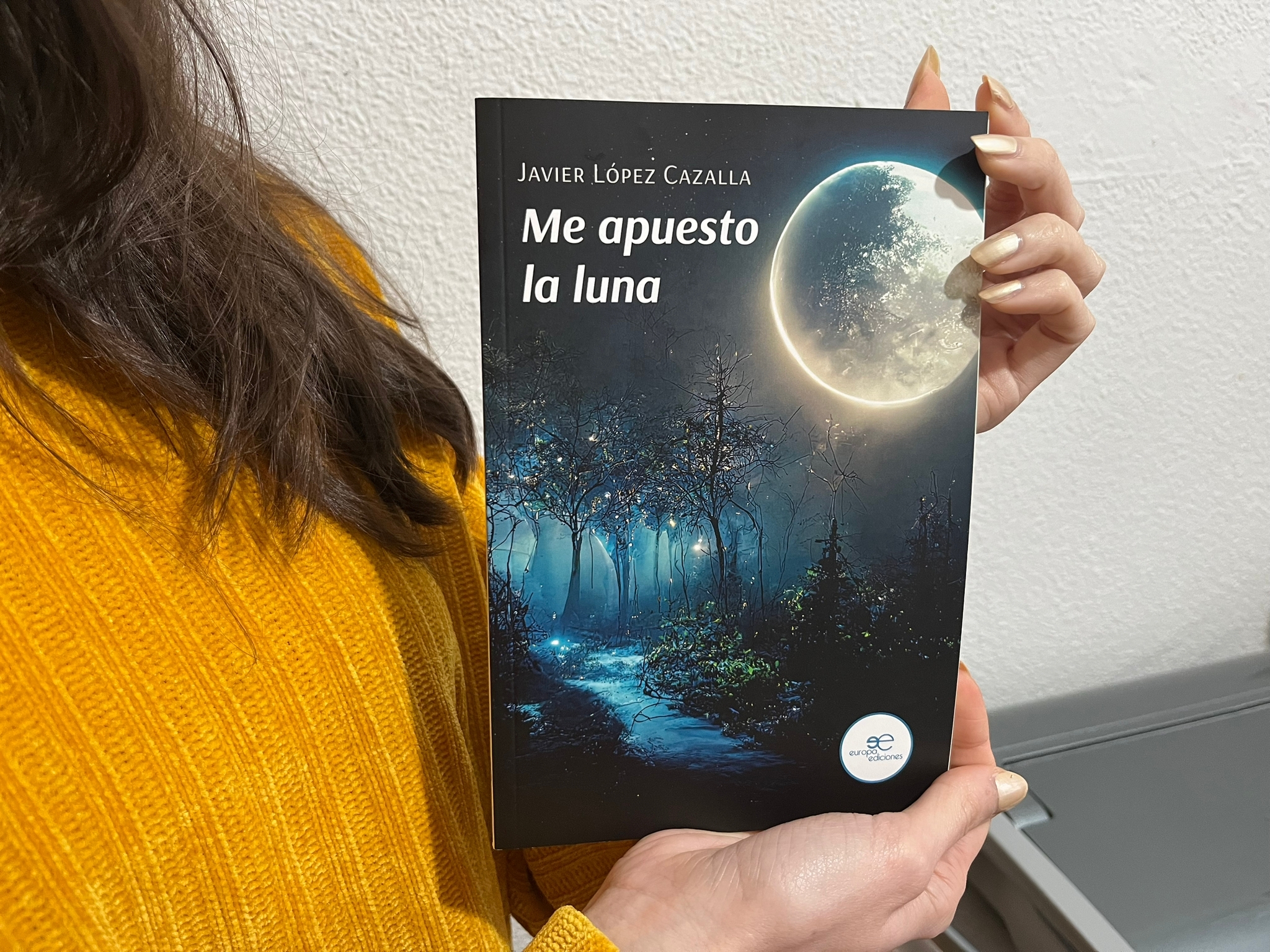 Reseña de «Me apuesto la luna», de Javier López Cazalla | Por Nuria Bellido