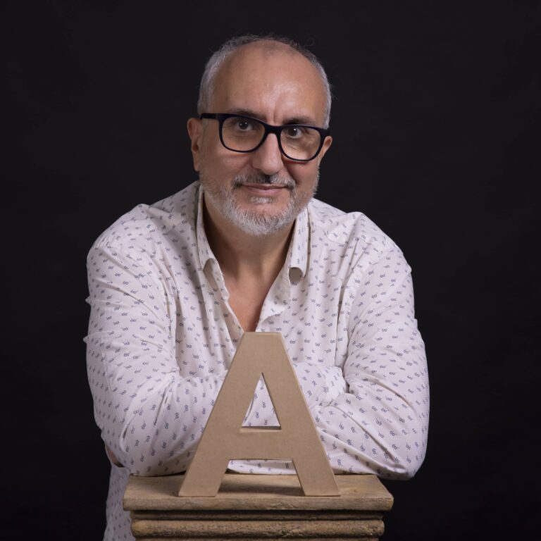 Alfred López presentó en Madrid su primer libro infantil de divulgación ...