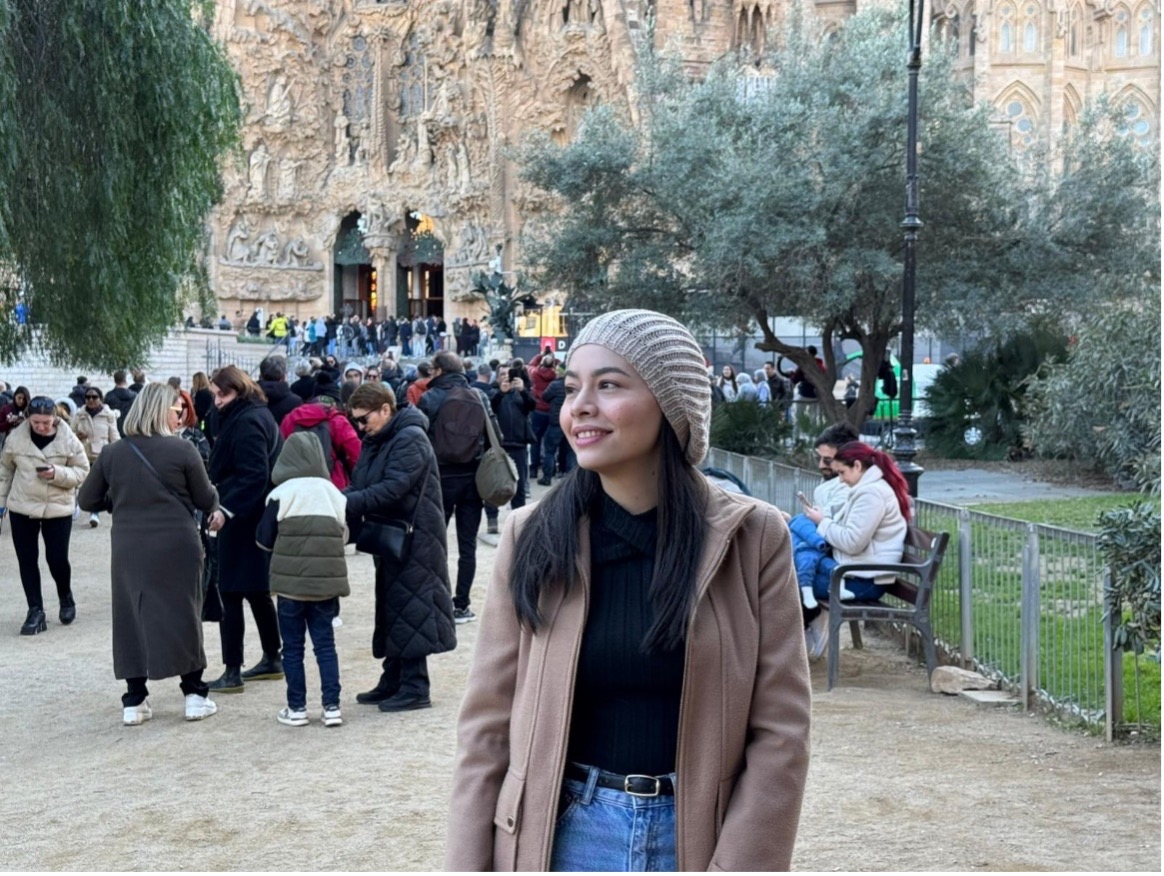 Ariana J. Serrano, nos cuenta todo sobre su obra «Margareth, el éxtasis de la traición»