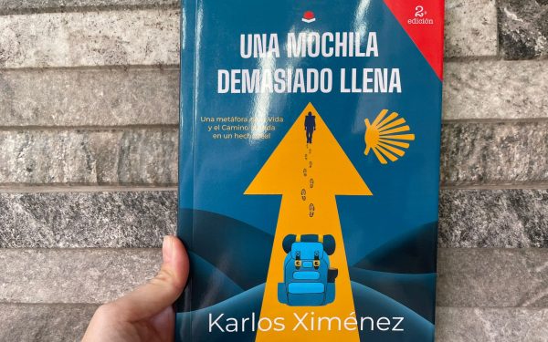 Reseña de «Una mochila demasiado llena» | Por Andrés López