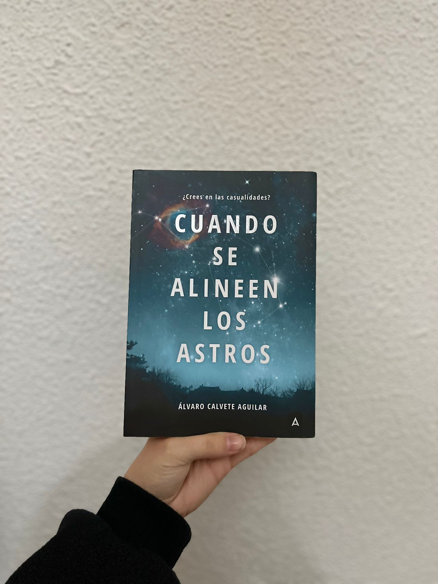 Reseña de «Cuando se alineen los astros», de Álvaro Calvete Aguilar | Por María José Bueno