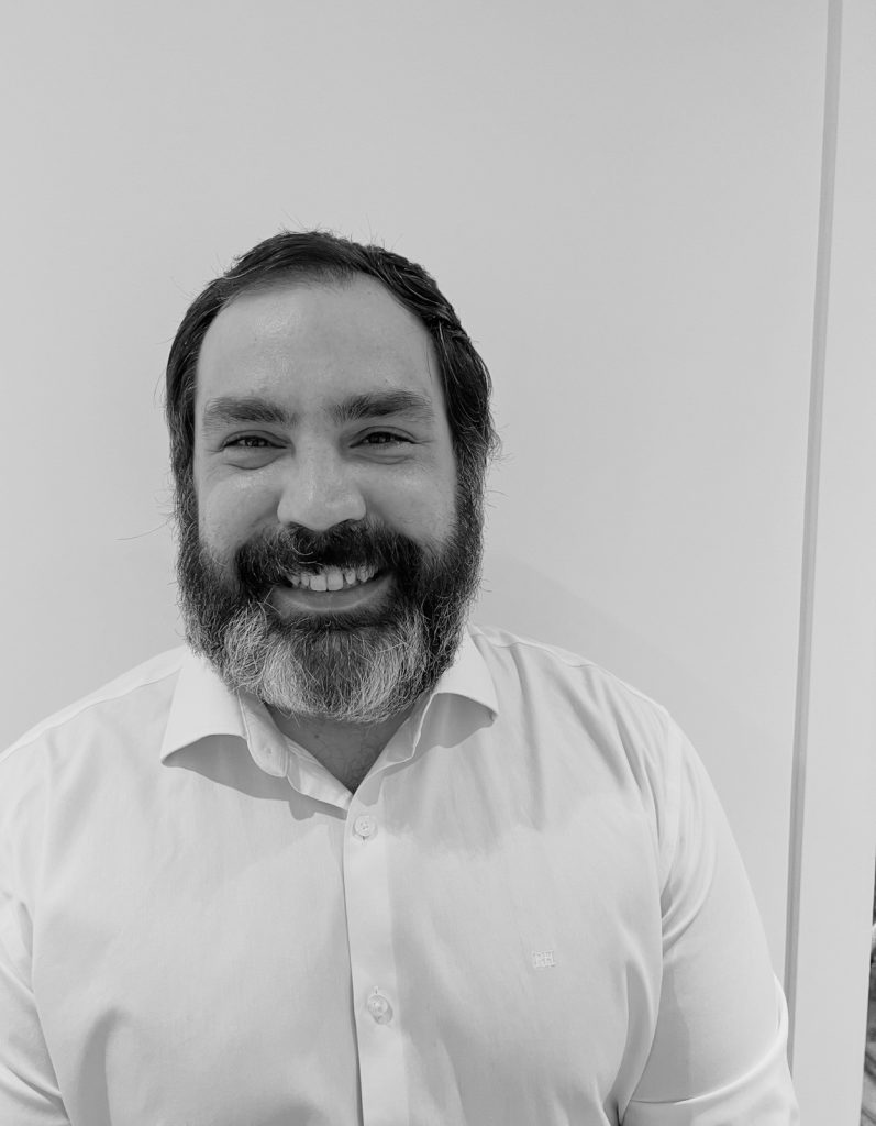 “El cielo no era el problema… lo peligroso era entenderlo”: la novela que convierte Babilonia en un campo de batalla intelectual