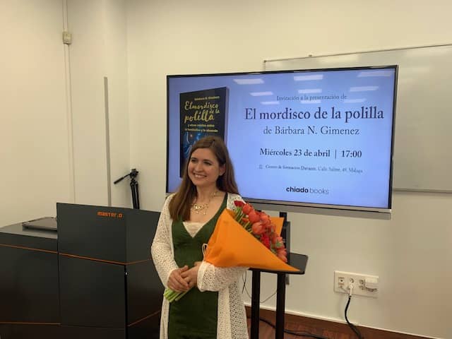 El libro que mezcla portales en vestidos y peces con delirios de grandeza: ¿ya leíste a Bárbara N. Giménez?