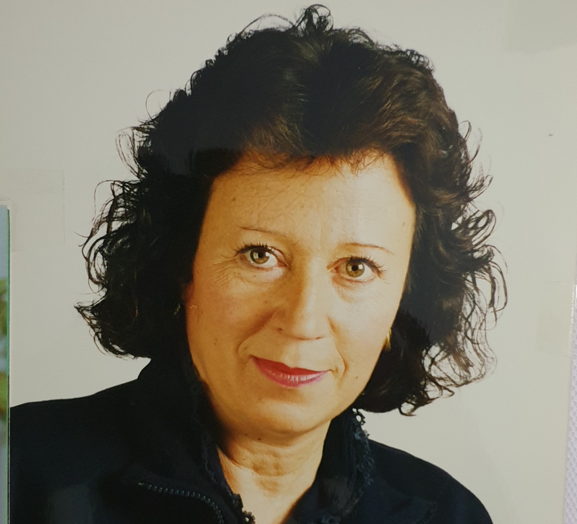 “Una vida entre escrits»: la memoria viva de Maria Teresa Sentias Vives.