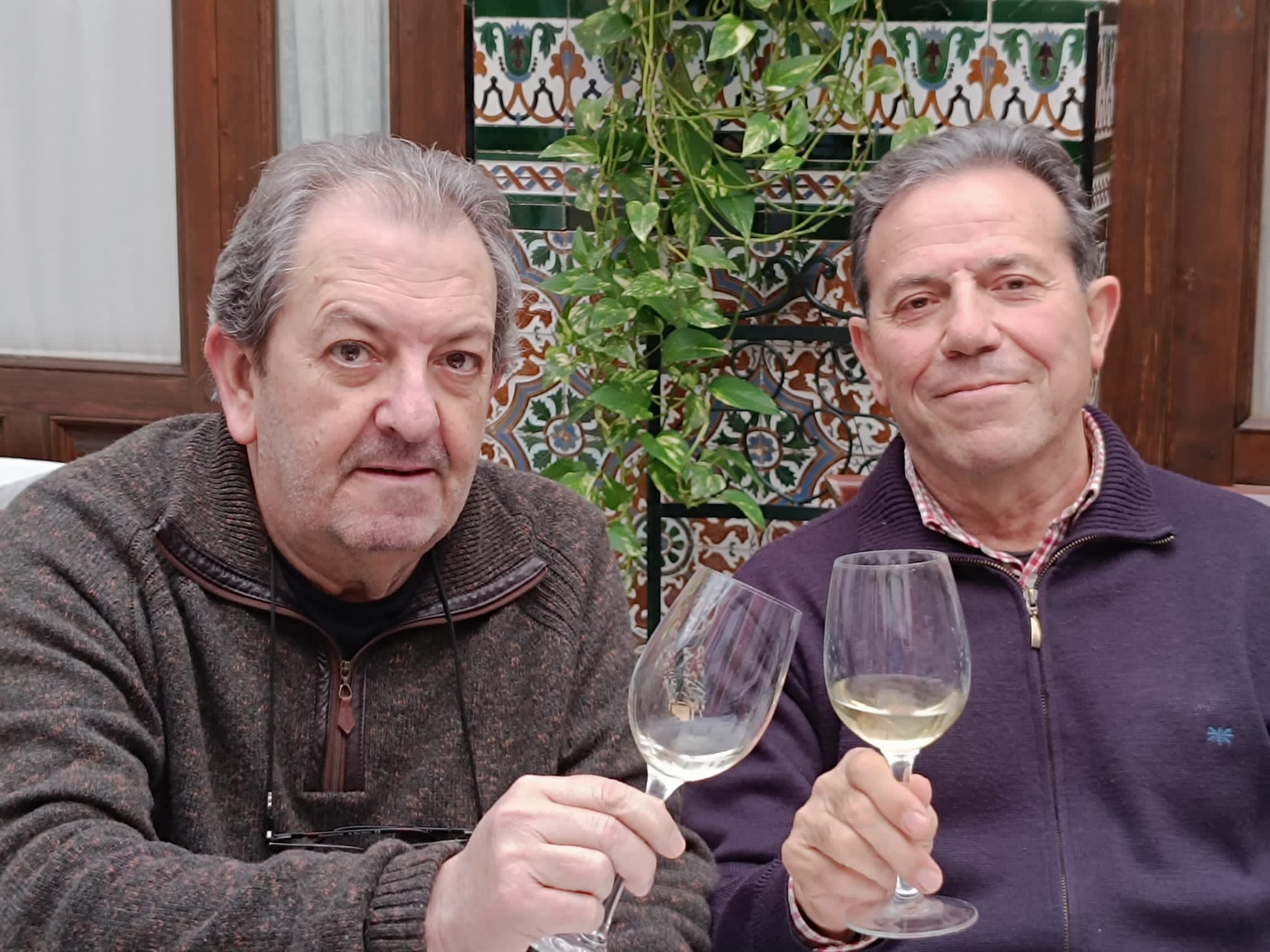 Un viaje literario a lo inesperado: «Pero… ¿En qué cabeza cabe?», de Pepe Molina Trapero y Antonio Morales Rico.  