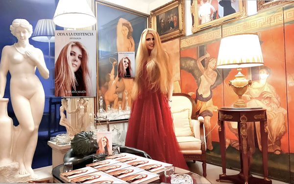 Descubrimos a Tatiana Marín, autora de la obra «Oda a la existencia»